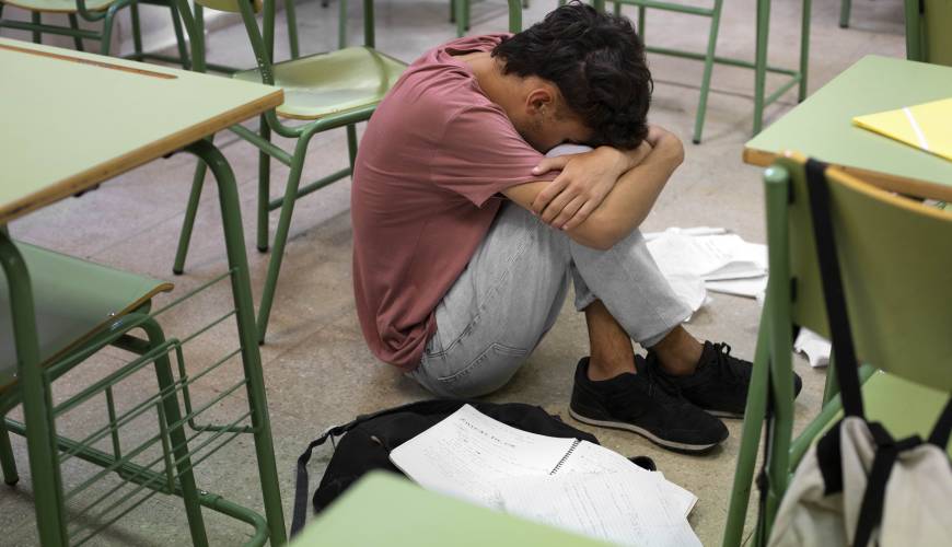 Ketika Anak Menolak Sekolah: Memahami School Refusal dengan Empati dan Strategi yang Tepat